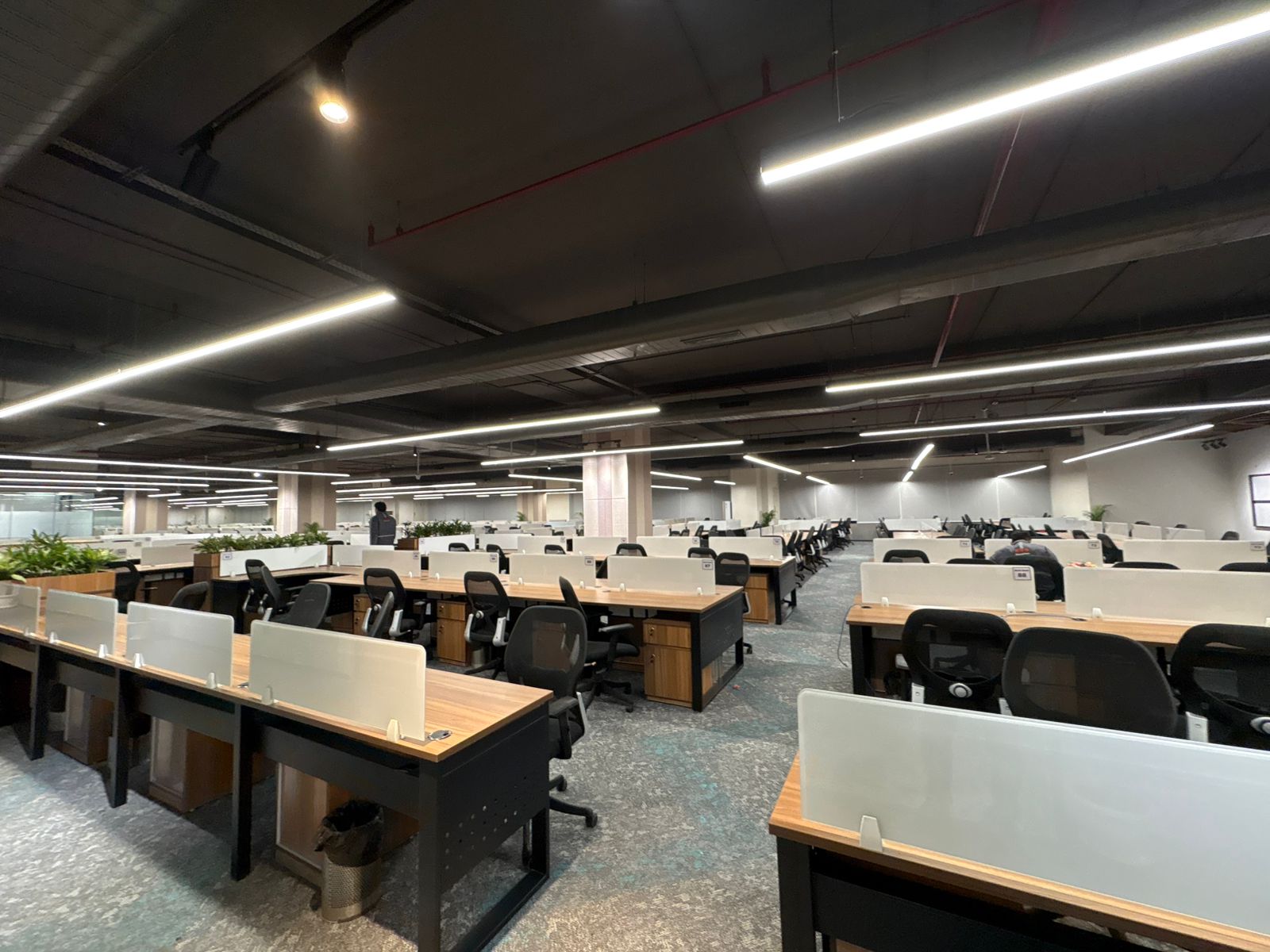 Global Green Interior Design Company Logo - Sustainable Design Experts